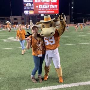 Meet your Posher, Julia